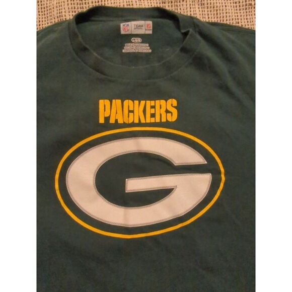 Green Bay Packers t-shirts Large NFL Team Apparel Football Aaron Rodgers #12 - Picture 2 of 5
